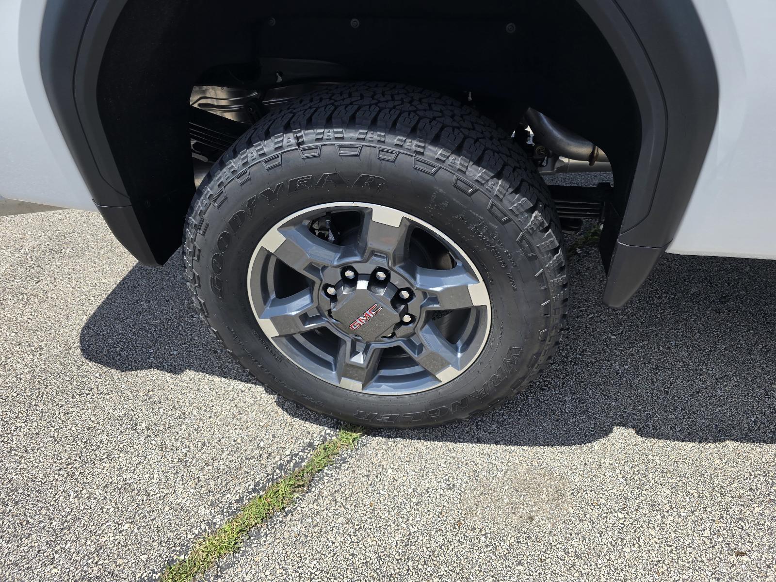 2025 GMC Sierra 2500 HD Vehicle Photo in Rolla, MO 65401