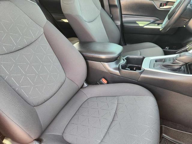 2022 Toyota RAV4 Vehicle Photo in DENTON, TX 76210-9321