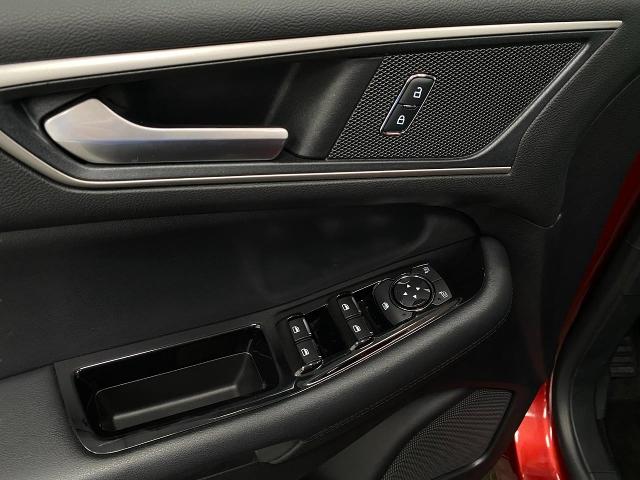 2019 Ford Edge Vehicle Photo in Appleton, WI 54913