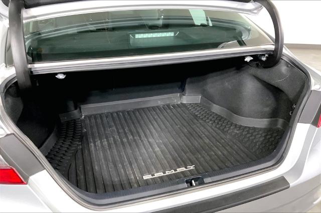 2022 Toyota Camry Vehicle Photo in Lees Summit, MO 64086