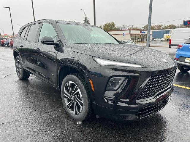 2025 Buick Enclave Vehicle Photo in COLUMBIA, MO 65203-3903