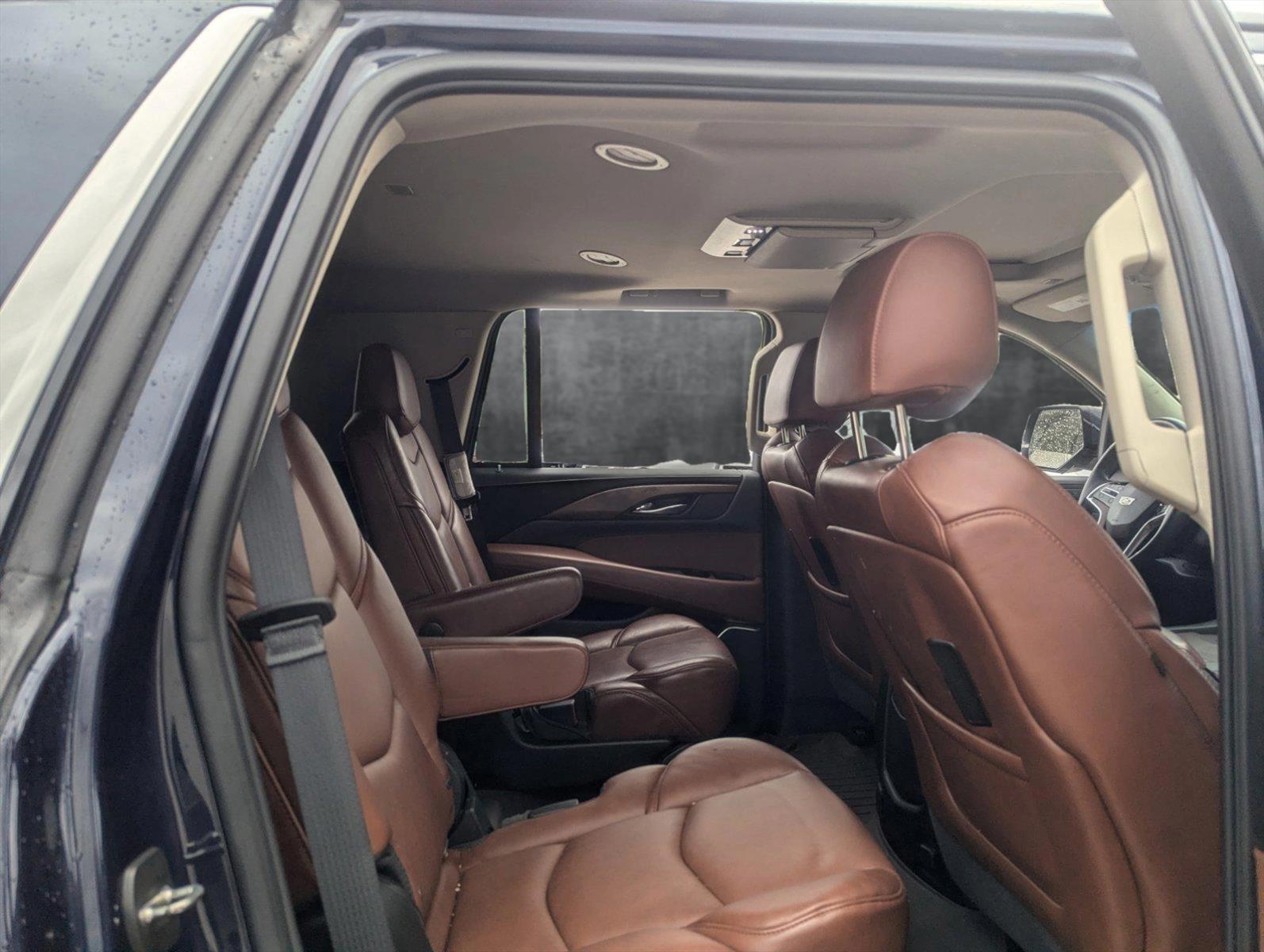 2018 Cadillac Escalade Vehicle Photo in Corpus Christi, TX 78415