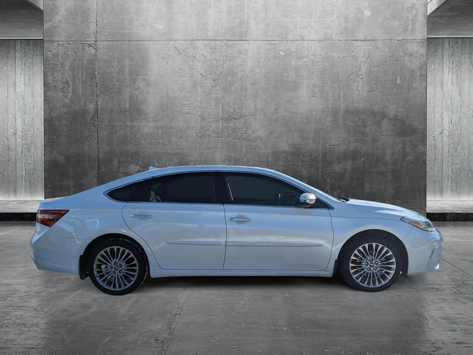 2018 Toyota Avalon Vehicle Photo in LONE TREE, CO 80124-2750