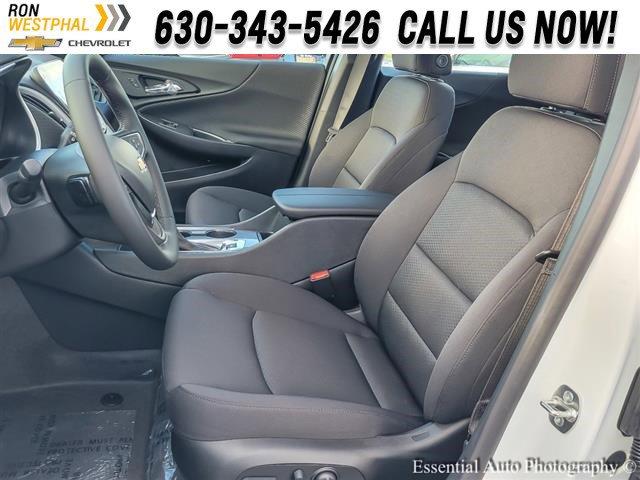 2025 Chevrolet Malibu Vehicle Photo in AURORA, IL 60503-9326