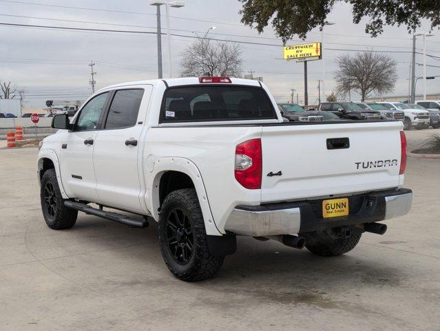 2020 Toyota Tundra 4WD Vehicle Photo in SELMA, TX 78154-1459