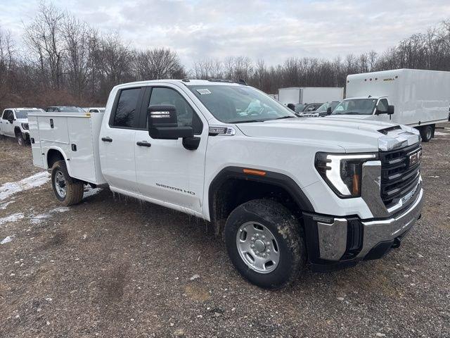 2025 GMC Sierra 2500 HD Vehicle Photo in MEDINA, OH 44256-9631