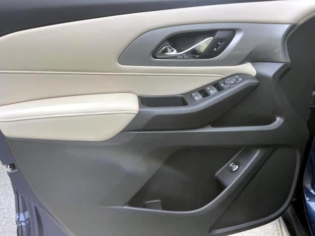 2023 Chevrolet Traverse Vehicle Photo in Roslyn, NY 11576