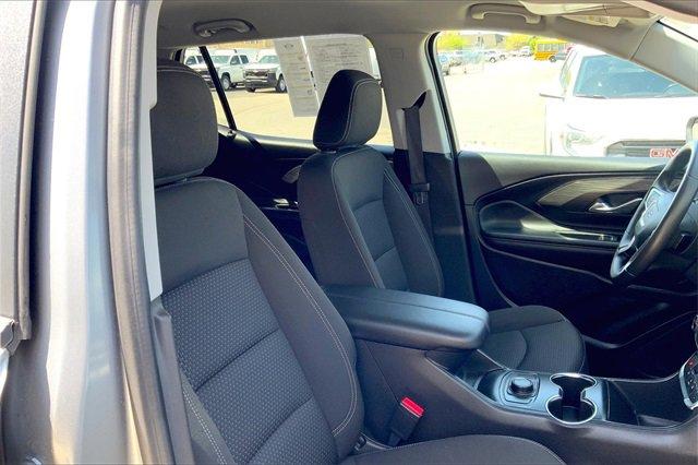 2024 GMC Terrain Vehicle Photo in TOPEKA, KS 66609-0000
