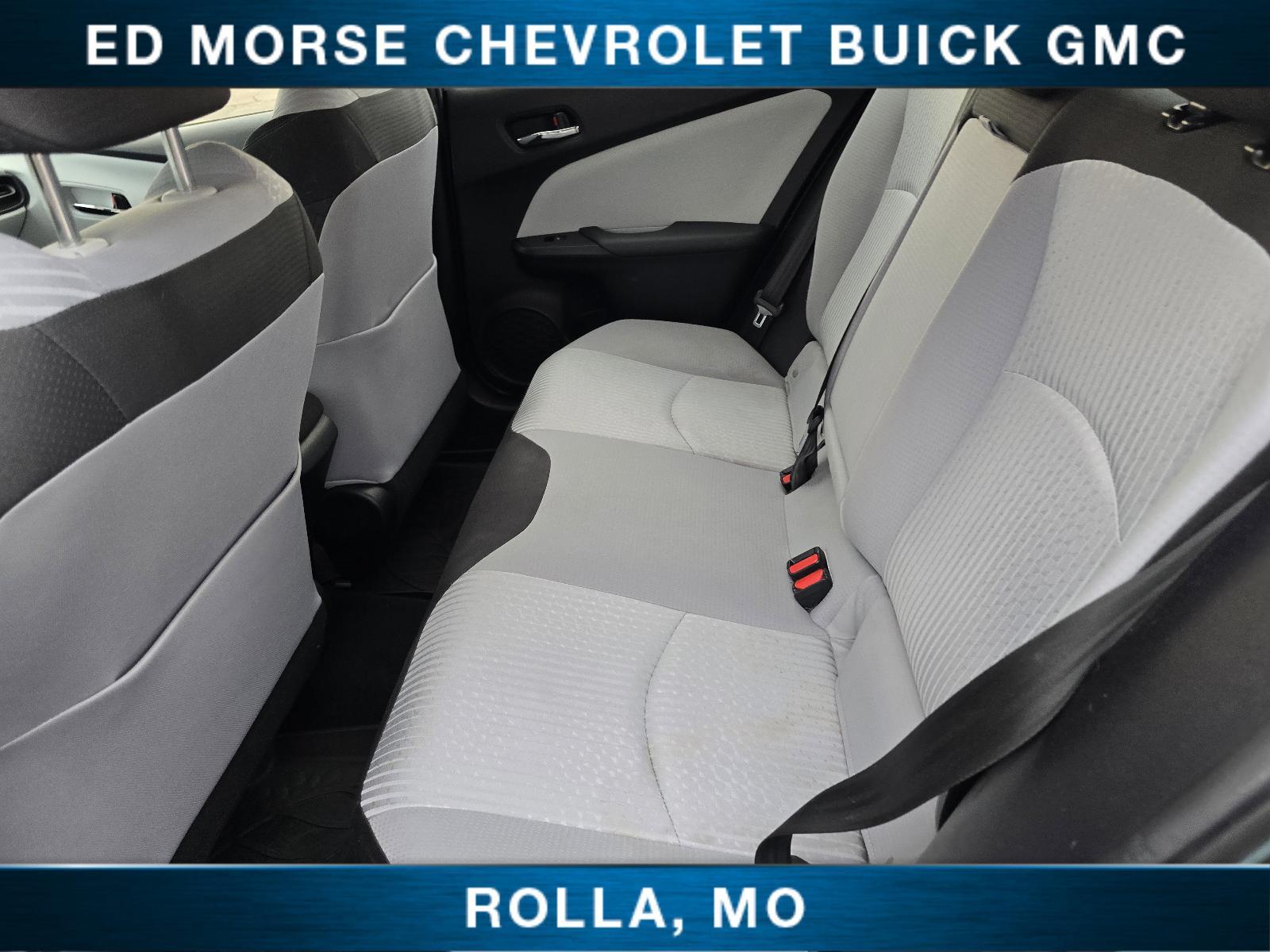 2016 Toyota Prius Vehicle Photo in Rolla, MO 65401
