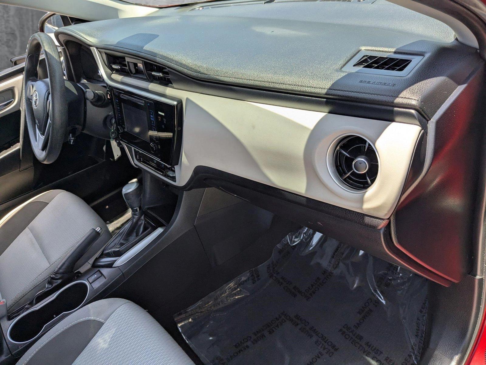 2017 Toyota Corolla Vehicle Photo in Tampa, FL 33614