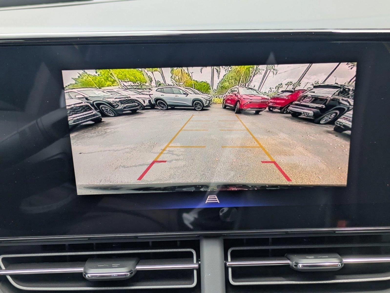 2025 Chevrolet Trax Vehicle Photo in GREENACRES, FL 33463-3207