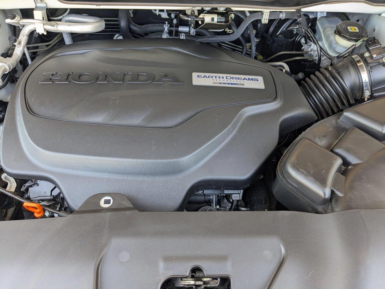 2019 Honda Odyssey Vehicle Photo in Valencia, CA 91355