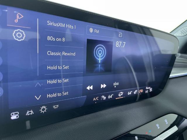 2025 Buick Enclave Vehicle Photo in GILBERT, AZ 85297-0402