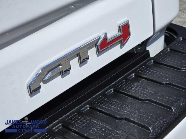 2024 GMC Sierra 2500 HD Vehicle Photo in DENTON, TX 76210-9321
