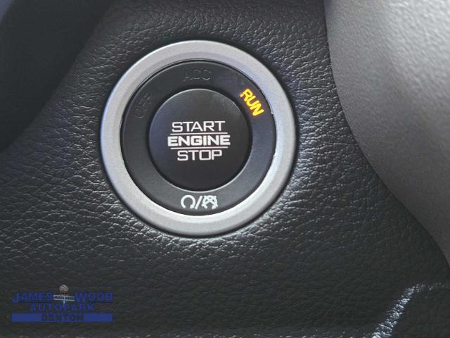 2022 Ram 1500 Vehicle Photo in DENTON, TX 76210-9321