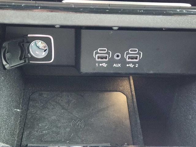 2022 Jeep Wagoneer Vehicle Photo in FORT WORTH, TX 76132