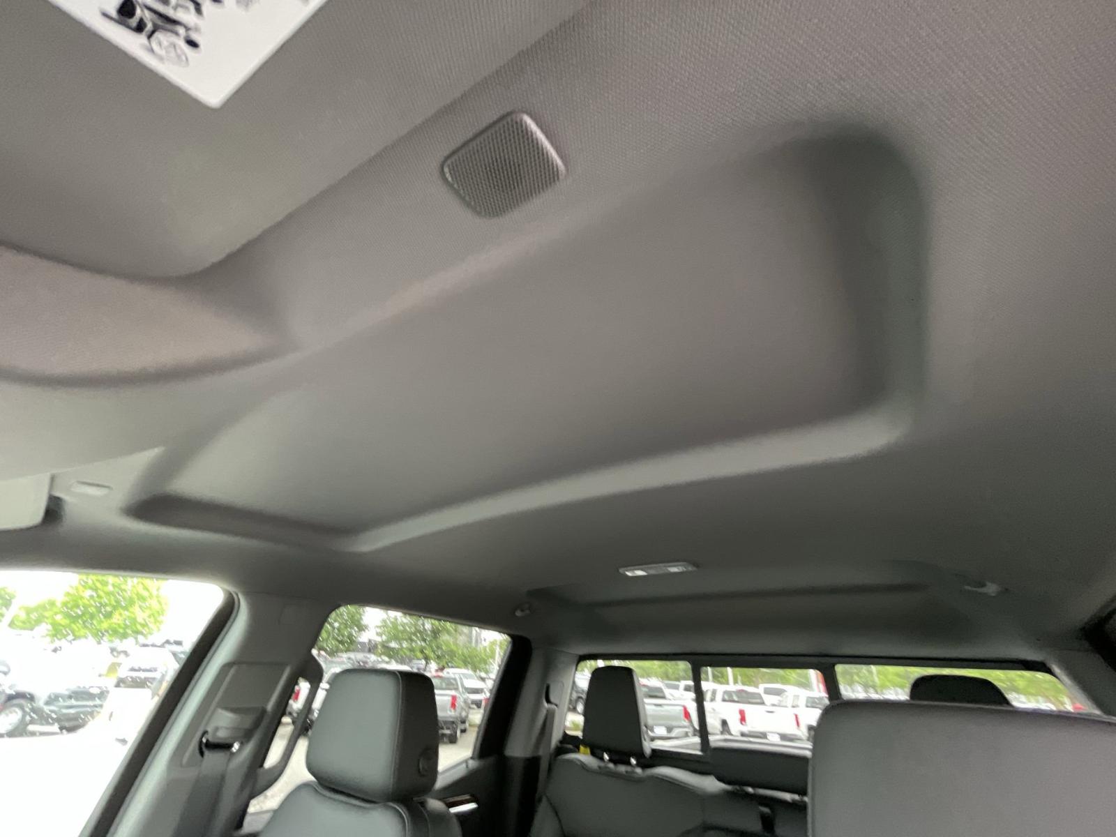 2025 Chevrolet Silverado 1500 Vehicle Photo in BENTONVILLE, AR 72712-4322
