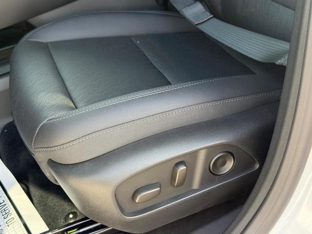 2026 Chevrolet Equinox Vehicle Photo in COLUMBIA, MO 65203-3903