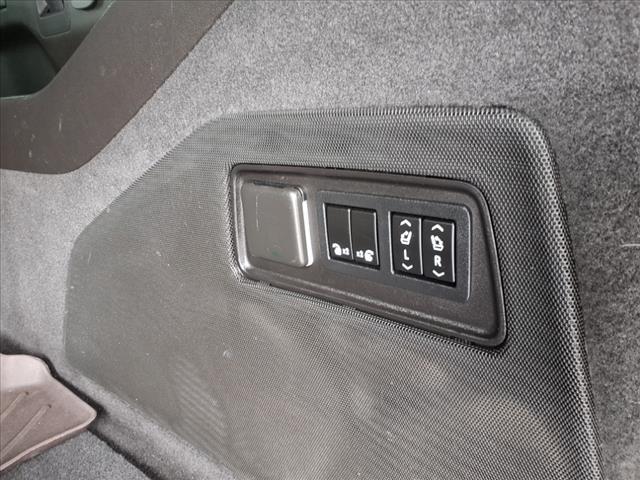 2021 Cadillac Escalade ESV Vehicle Photo in SMITHTOWN, NY 11787-5023
