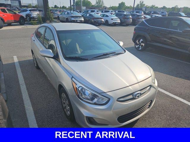 2016 Hyundai ACCENT Vehicle Photo in Merrillville, IN 46410
