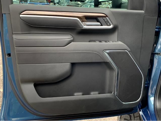 2025 Chevrolet Silverado 2500 HD Vehicle Photo in BEAUFORT, SC 29906-4218