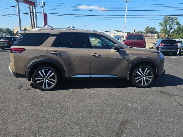 2024 Nissan Pathfinder Vehicle Photo in Harrisburg, PA 17111-1033