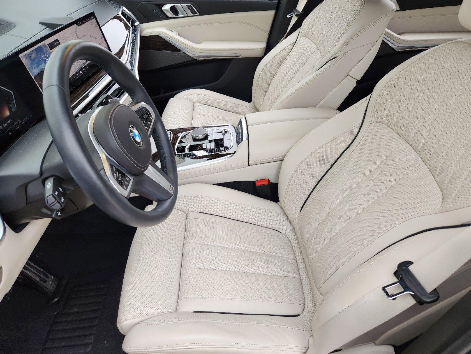 2024 BMW X7 xDrive40i Vehicle Photo in PLANO, TX 75024