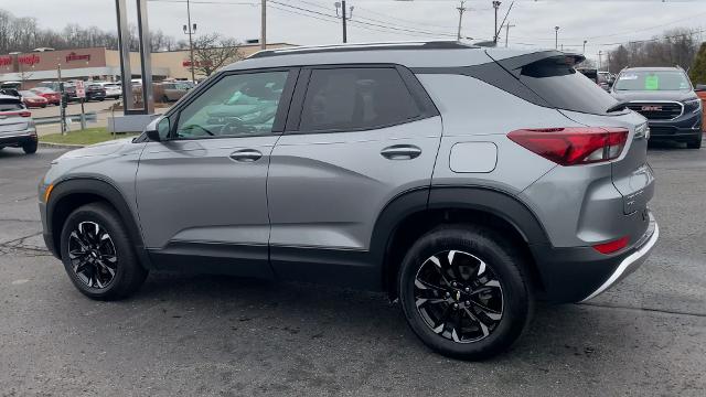 2023 Chevrolet Trailblazer Vehicle Photo in MOON TOWNSHIP, PA 15108-2571