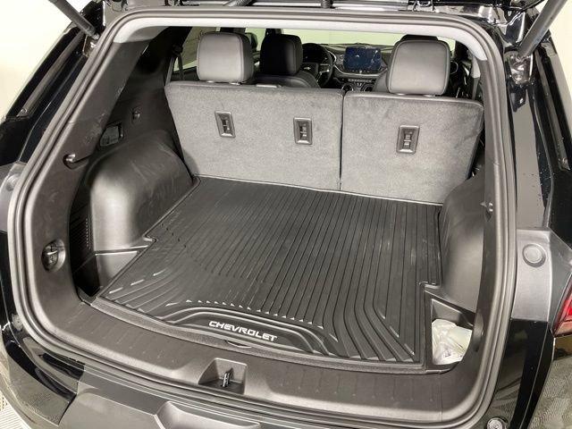 2025 Chevrolet Blazer Vehicle Photo in PHOENIX, AZ 85014-3381
