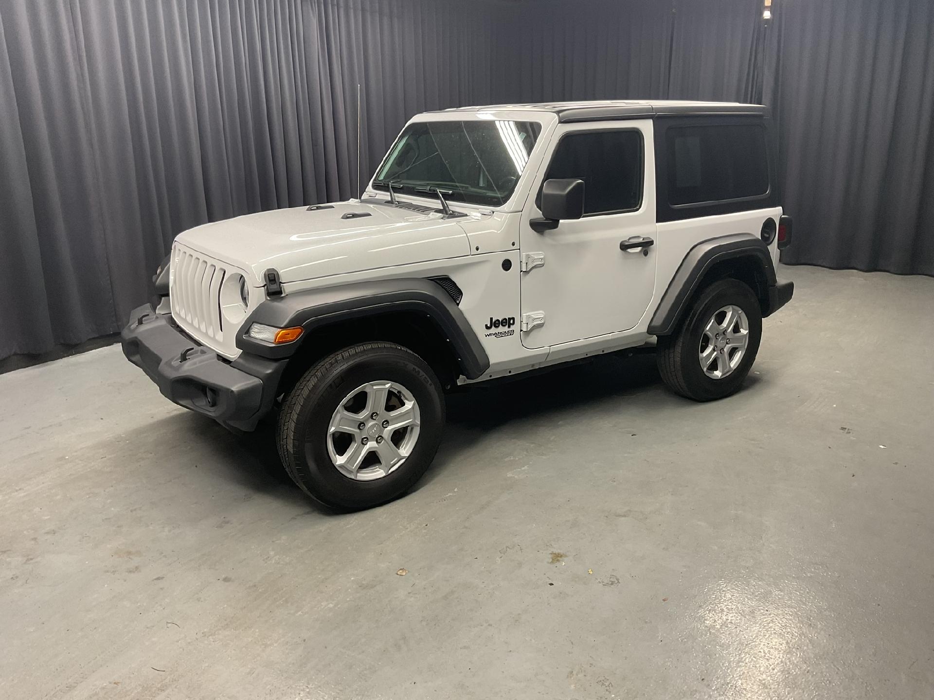 Used 2021 Jeep Wrangler Sport S with VIN 1C4GJXAN2MW870284 for sale in Rittman, OH