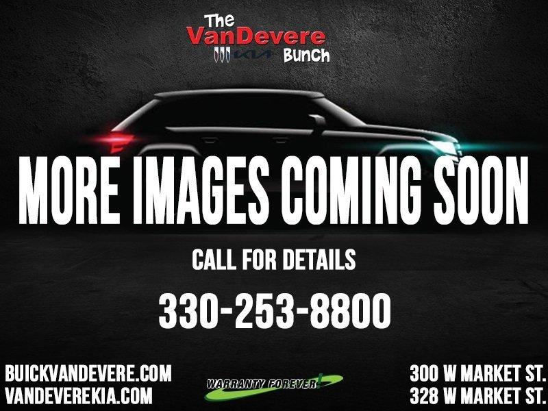 2022 Chrysler Pacifica Vehicle Photo in AKRON, OH 44303-2185