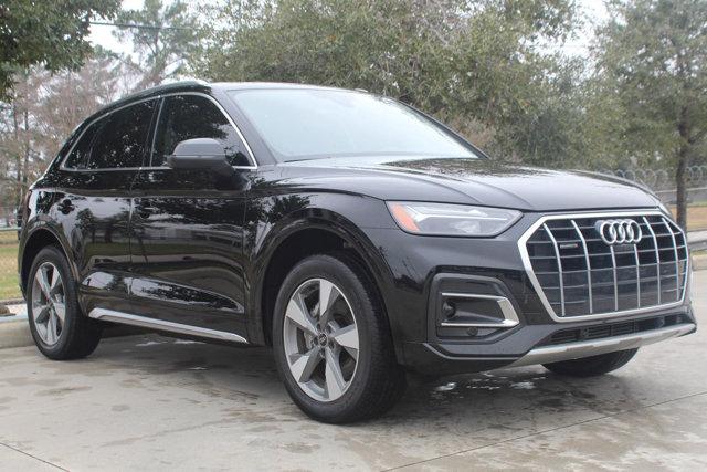 2024 Audi Q5 Vehicle Photo in HOUSTON, TX 77090