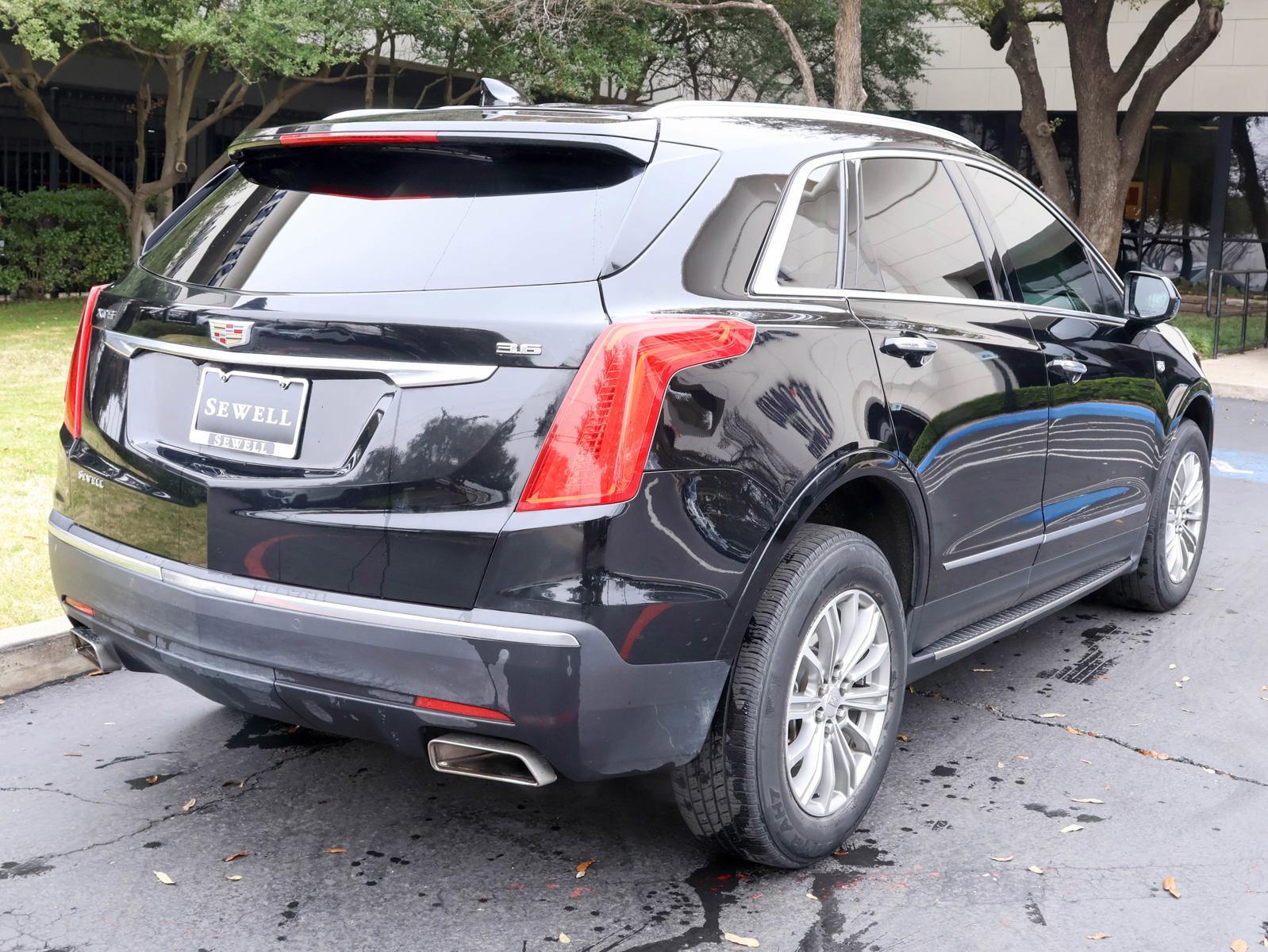 2017 Cadillac XT5 Vehicle Photo in DALLAS, TX 75209-3095