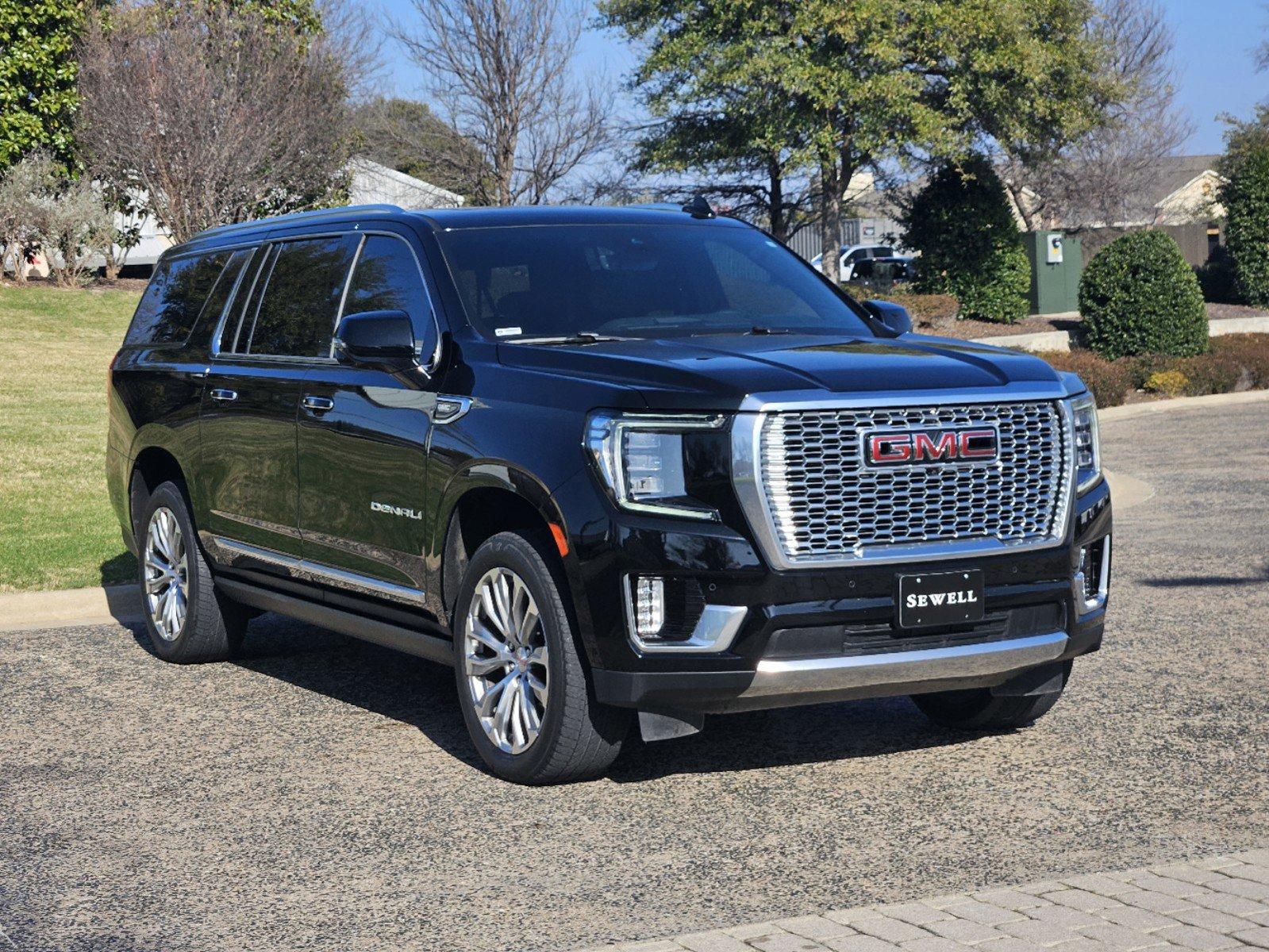 2023 GMC Yukon XL Vehicle Photo in Fort Worth, TX 76132