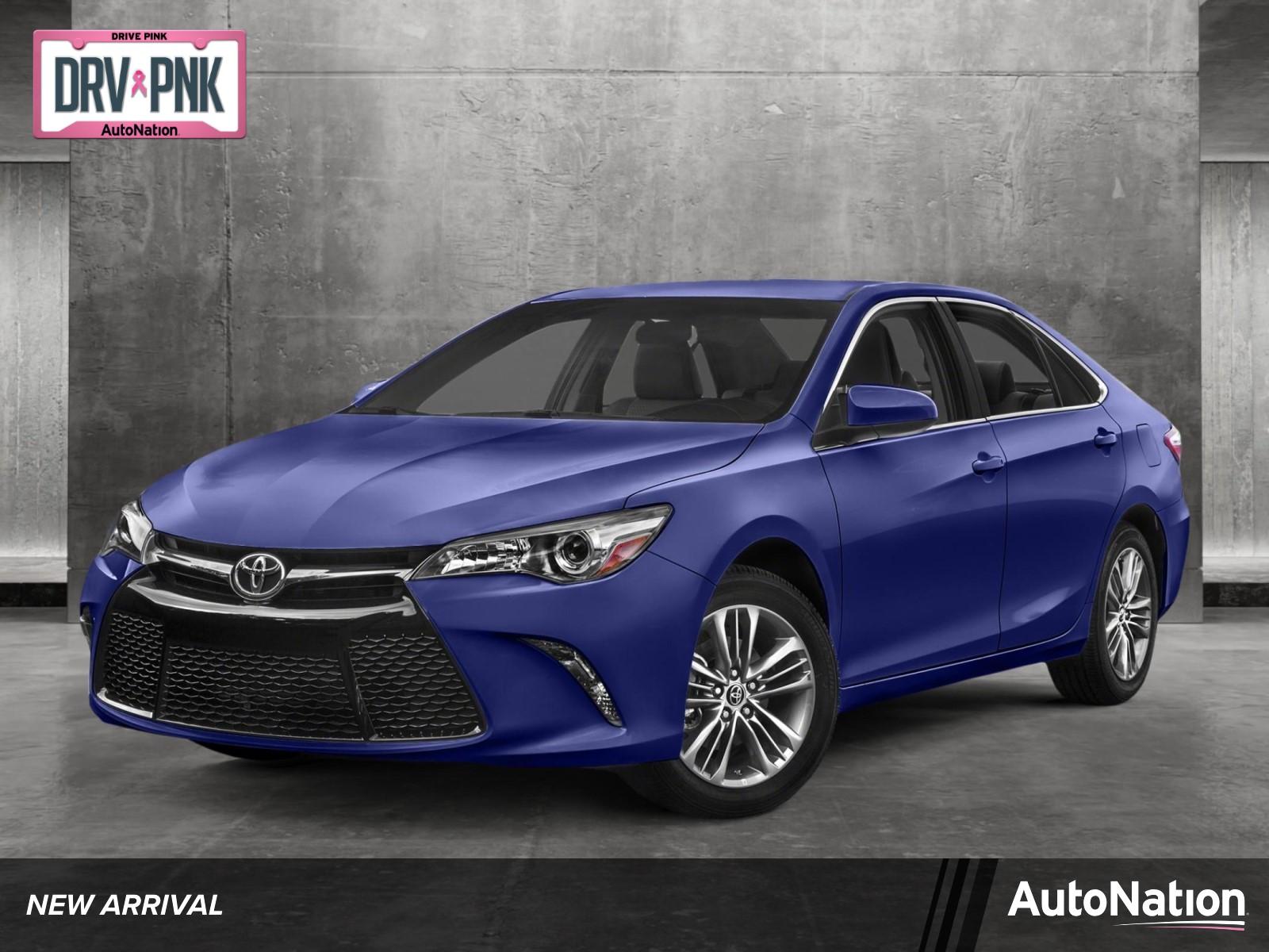 2016 Toyota Camry Vehicle Photo in PEMBROKE PINES, FL 33024-6534