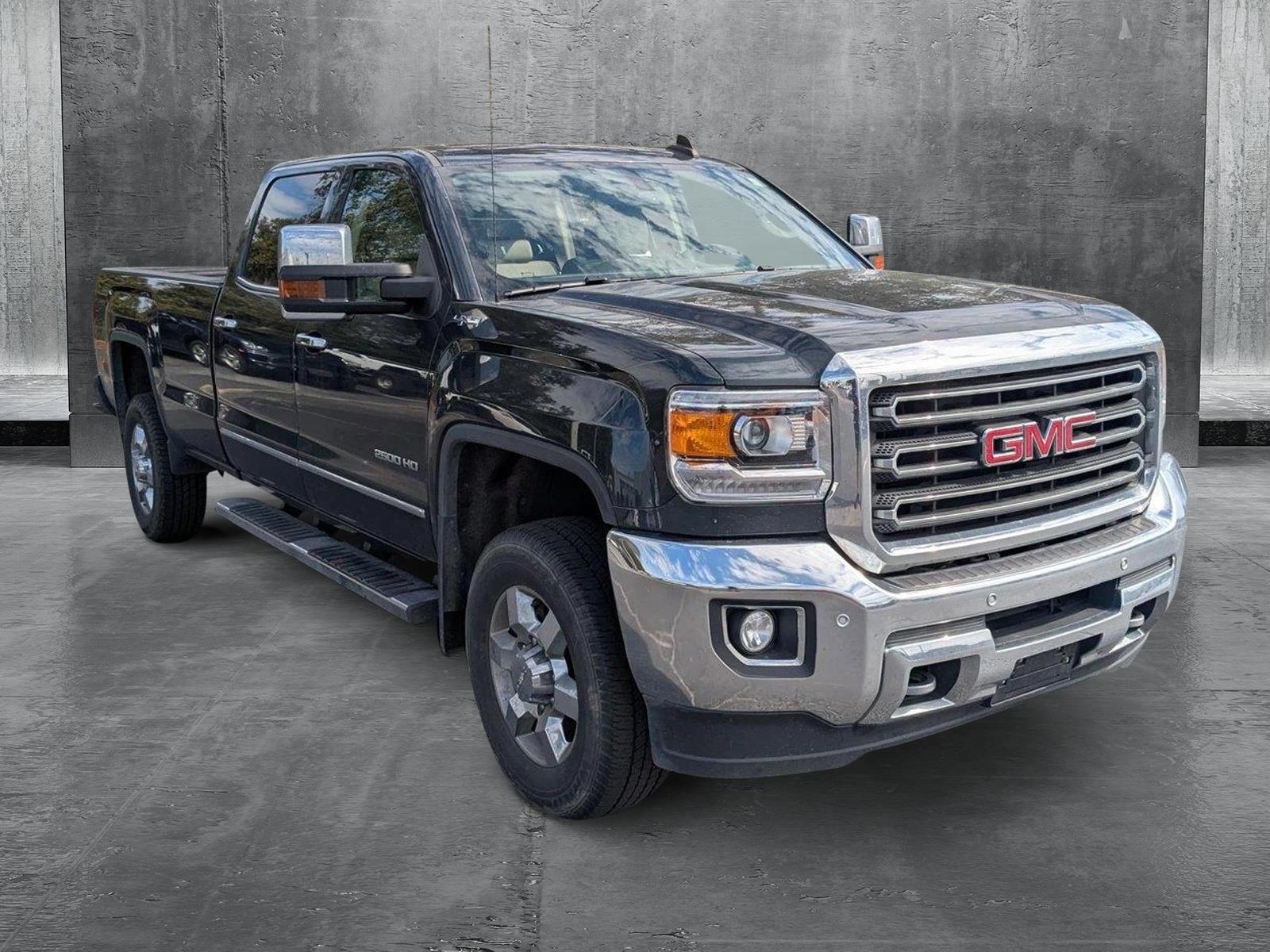 2017 GMC Sierra 2500 HD Vehicle Photo in Panama City, FL 32401