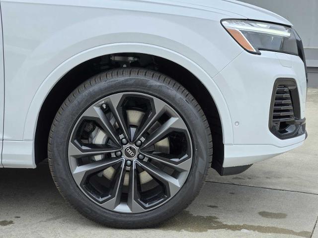 2025 Audi Q7 Vehicle Photo in SUGAR LAND, TX 77478