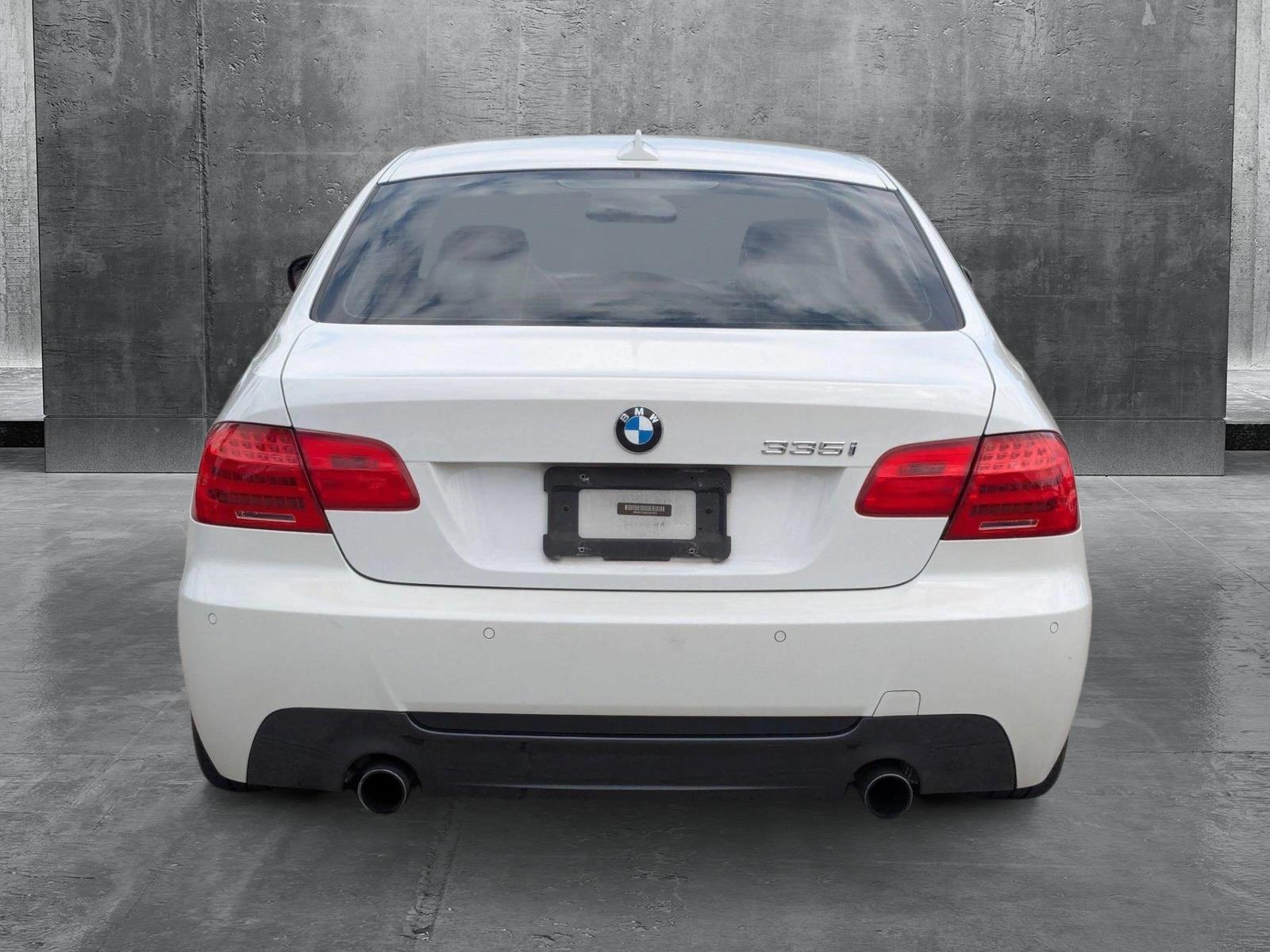 2013 BMW 3 Series Vehicle Photo in PEMBROKE PINES, FL 33024-6534