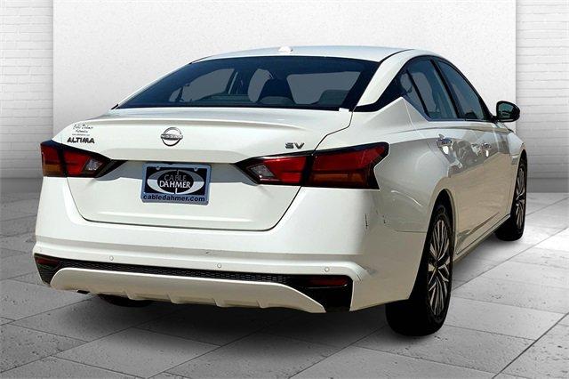 2023 Nissan Altima Vehicle Photo in TOPEKA, KS 66609-0000