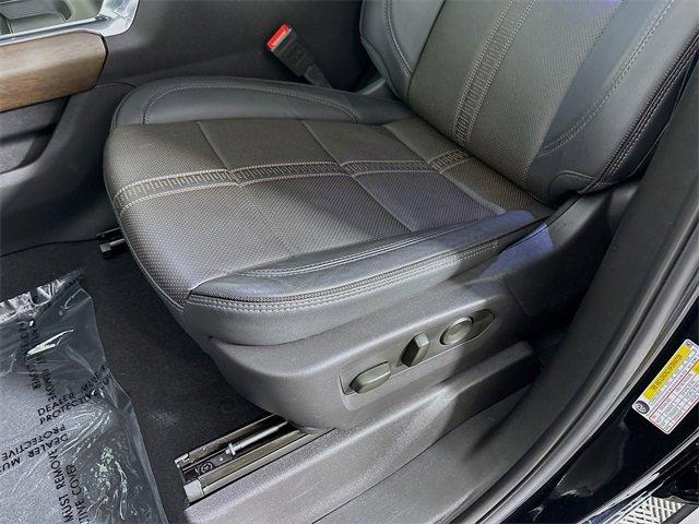 2024 Chevrolet Silverado 1500 Vehicle Photo in PUYALLUP, WA 98371-4149