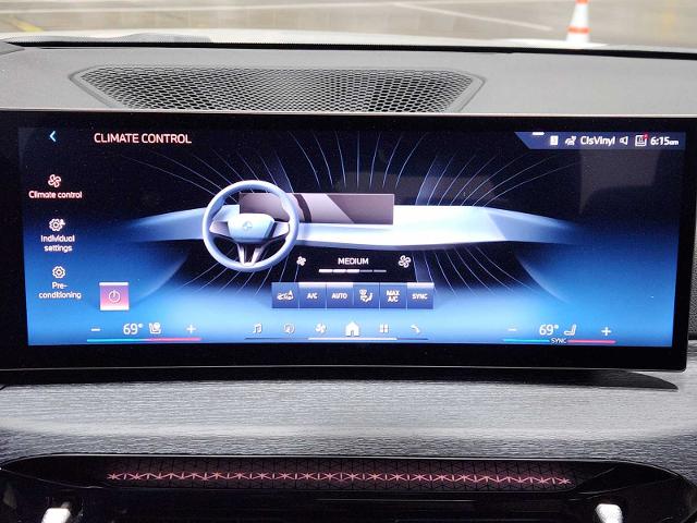 2025 BMW 330i xDrive Vehicle Photo in GRAPEVINE, TX 76051