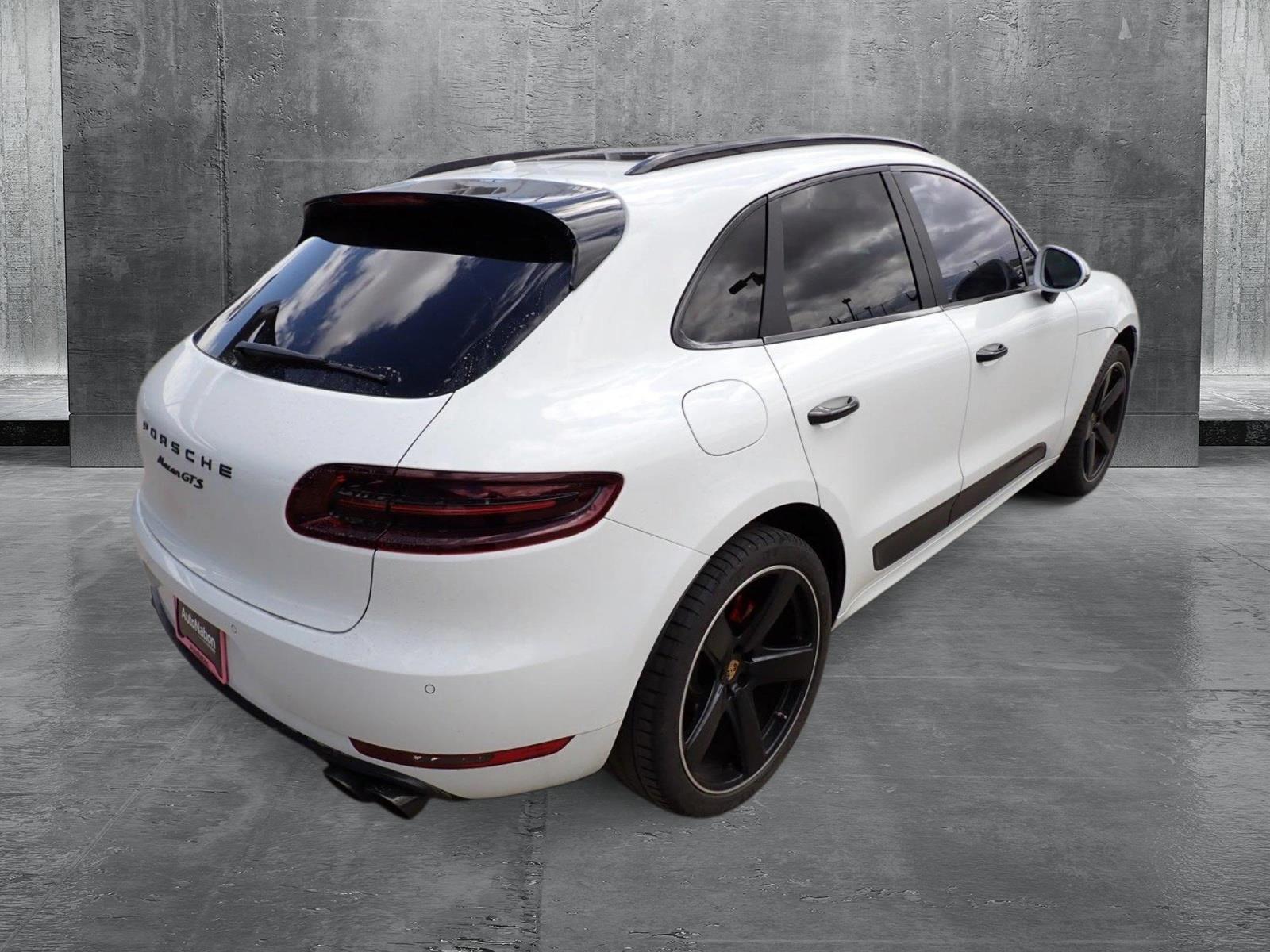 2018 Porsche Macan Vehicle Photo in DENVER, CO 80221-3610