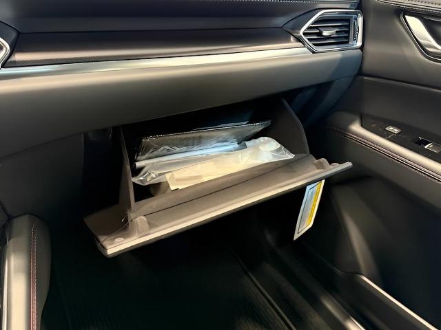 2025 Mazda CX-5 Vehicle Photo in Green Bay, WI 54304