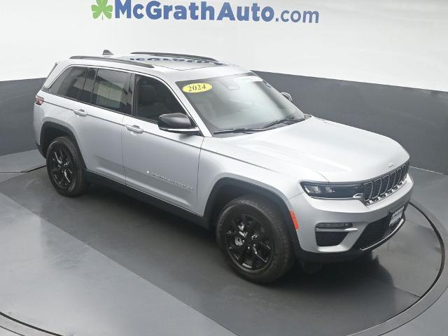 2024 Jeep Grand Cherokee Vehicle Photo in Cedar Rapids, IA 52402