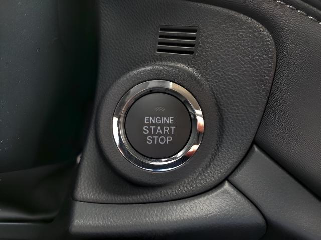 2025 Subaru Outback Vehicle Photo in Green Bay, WI 54304