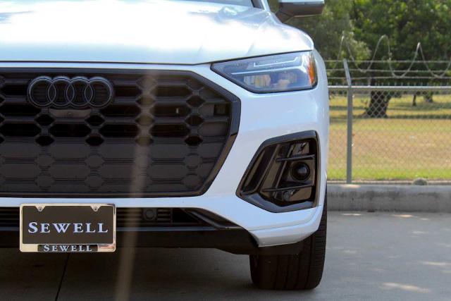 2024 Audi Q5 Vehicle Photo in HOUSTON, TX 77090