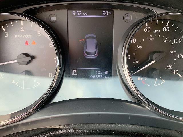 2017 Nissan Rogue Sport Vehicle Photo in MOON TOWNSHIP, PA 15108-2571
