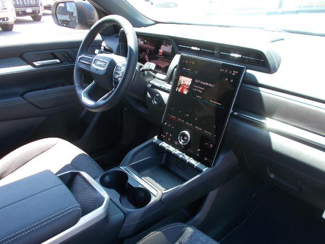 2026 GMC Terrain Vehicle Photo in LOWELL, MA 01852-4336