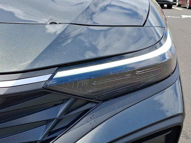 2025 Hyundai ELANTRA Hybrid Vehicle Photo in Philadelphia, PA 19116