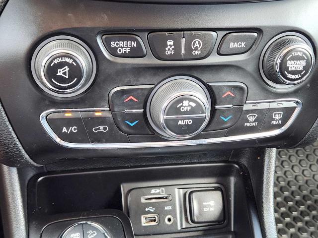 2016 Jeep Cherokee Vehicle Photo in DENTON, TX 76210-9321